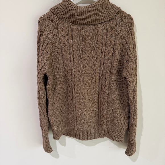 Carraig Donn Medium Merino Wool Cable Knit Cowl Neck Sweater Pocket Brown - Picture 2 of 6